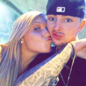 Meet your Posher, Kara